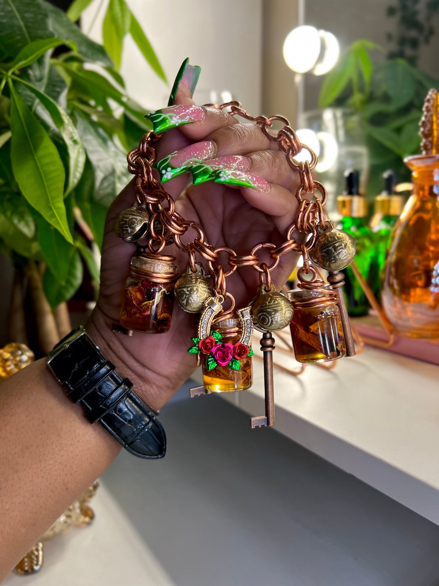 Chunky Horshoe Honey Jar Bracelet