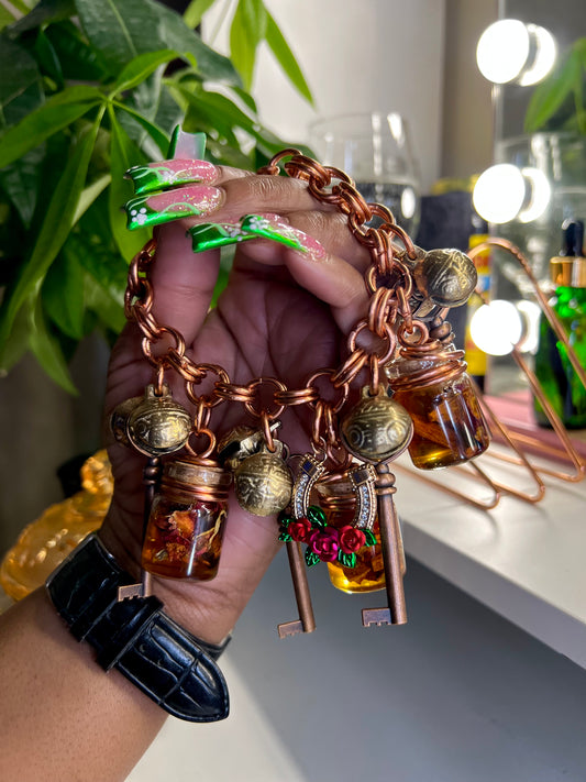 Chunky Horshoe Honey Jar Bracelet